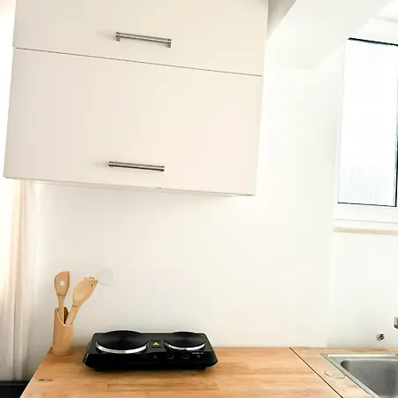 Apartment Family And Business Three *