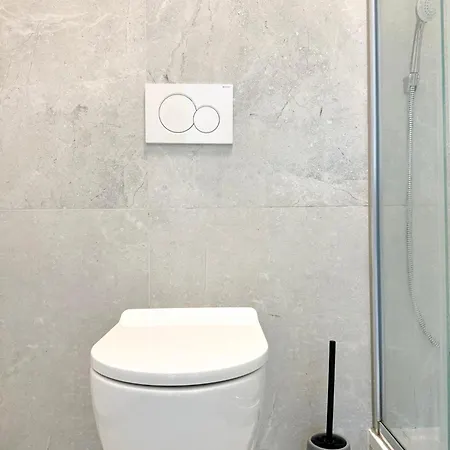 Family&business Three Apartment *