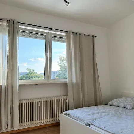 Family&business Three Apartment Mannheim