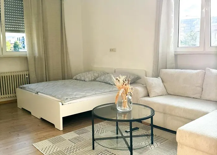 Family And Business Three Daire *