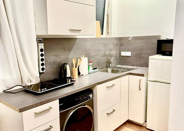 Family And Business Three Daire